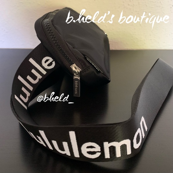 lululemon Everywhere Belt Bag *Wordmark in Black/White Lettering OS New NWT - Picture 7 of 16